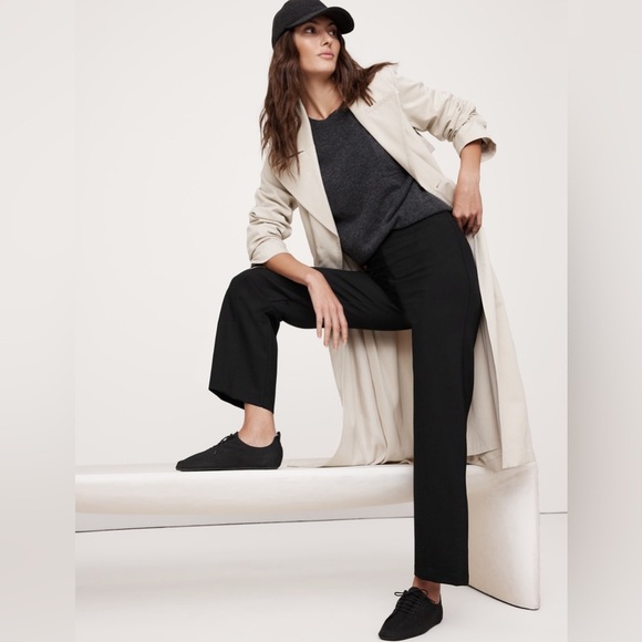 NWT! Black Straight Everywhere Ponte Pant - Multiple Sizes🤎 - Picture 2 of 12